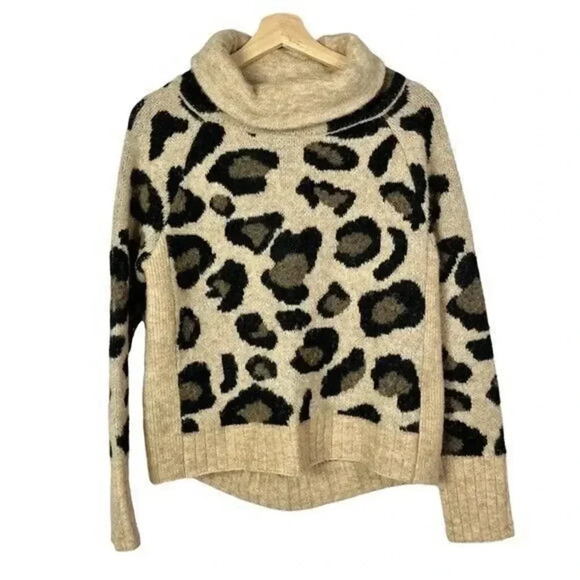 Anthropologie Moth Light Brown Leopard Print Turtleneck Sweater XS - Picture 1 of 5